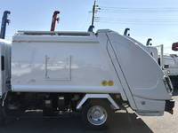 いすゞエルフパッカー車（塵芥車）小型（2t・3t）[写真08]