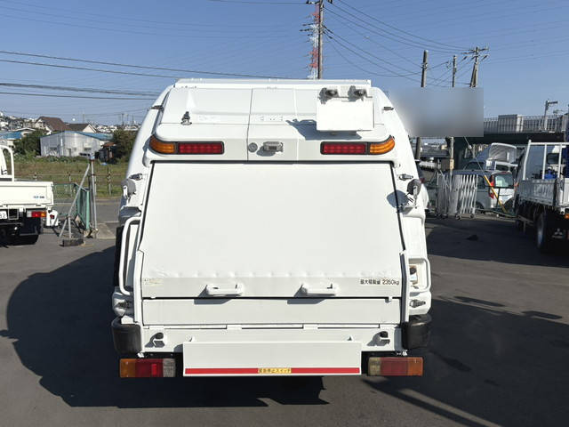 いすゞエルフパッカー車（塵芥車）小型（2t・3t）[写真08]
