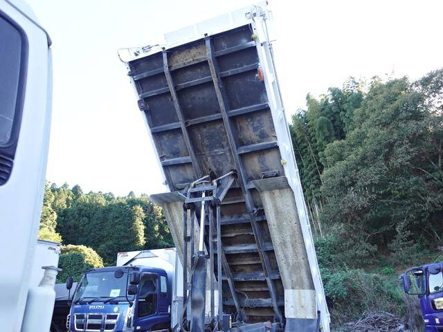 いすゞギガダンプ大型（10t）[写真14]