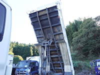 いすゞギガダンプ大型（10t）[写真15]