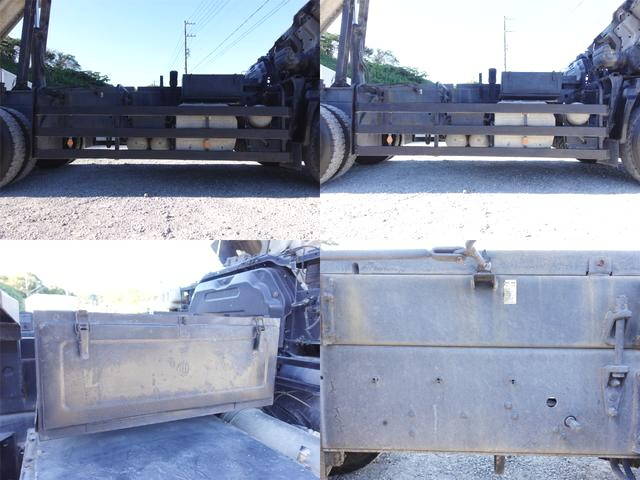いすゞギガダンプ大型（10t）[写真15]