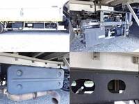 いすゞフォワードアルミウイング中型（4t）[写真12]