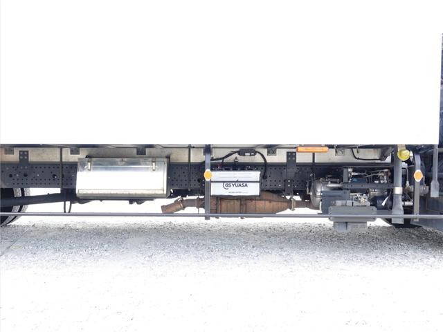 いすゞフォワード冷凍車（冷蔵車）中型（4t）[写真11]