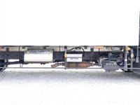 いすゞフォワード冷凍車（冷蔵車）中型（4t）[写真12]