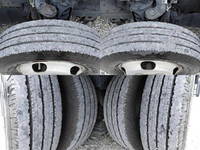 いすゞエルフアルミバン小型（2t・3t）[写真10]