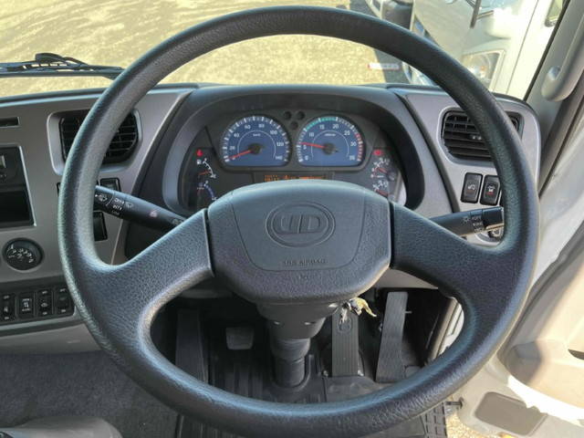 UDトラックスコンドルアルミウイング中型（4t）[写真34]