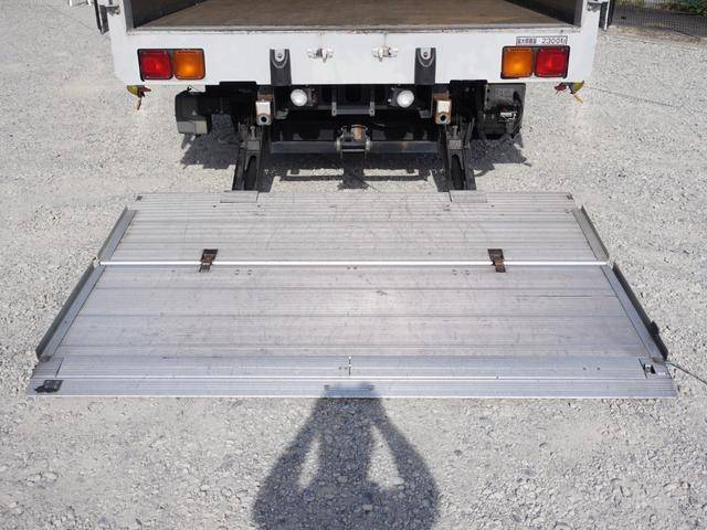 いすゞフォワードアルミウイング中型（4t）[写真13]