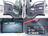 いすゞフォワードアルミウイング中型（4t）[写真18]