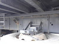 UDトラックスクオンアルミウイング大型（10t）[写真18]