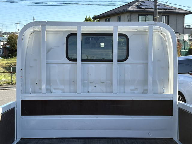 日野デュトロ平ボディ小型（2t・3t）[写真13]