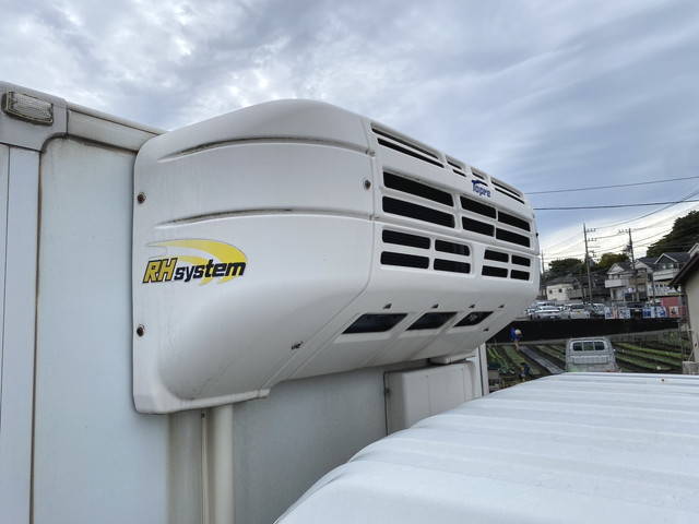 いすゞフォワード冷凍車（冷蔵車）中型（4t）[写真13]