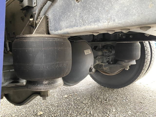 いすゞフォワード冷凍車（冷蔵車）中型（4t）[写真17]