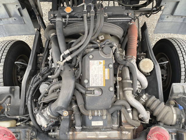 いすゞフォワード冷凍車（冷蔵車）中型（4t）[写真30]