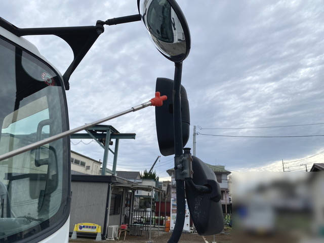 いすゞフォワード冷凍車（冷蔵車）中型（4t）[写真35]