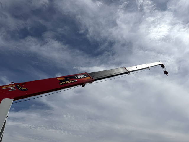 三菱ふそうファイタークレーン4段増トン（6t・8t）[写真17]