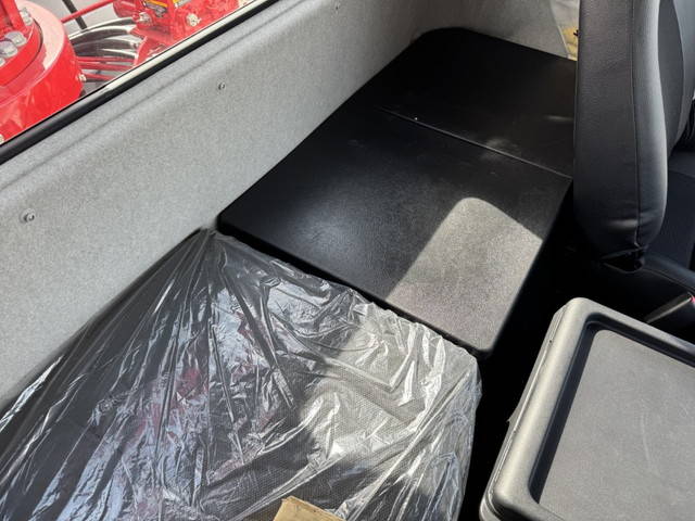 三菱ふそうファイタークレーン4段増トン（6t・8t）[写真21]