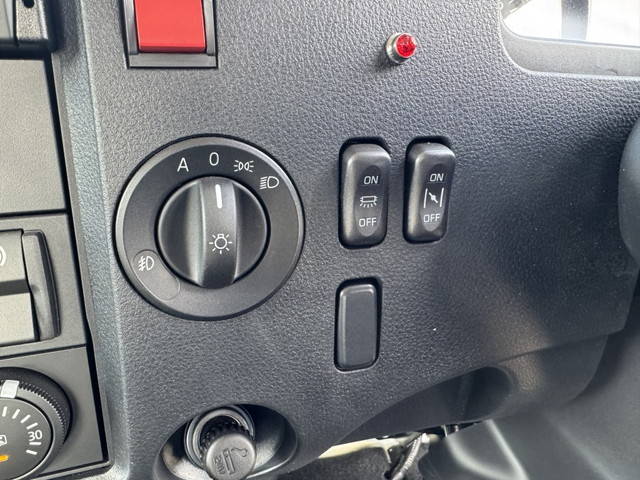 三菱ふそうファイタークレーン4段増トン（6t・8t）[写真24]