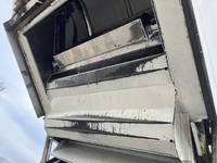 いすゞエルフパッカー車（塵芥車）小型（2t・3t）[写真14]