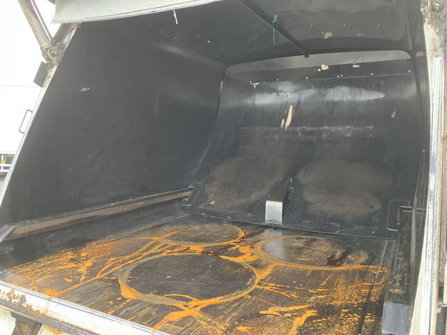 いすゞエルフパッカー車（塵芥車）小型（2t・3t）[写真16]