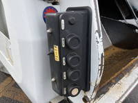 いすゞエルフパッカー車（塵芥車）小型（2t・3t）[写真21]