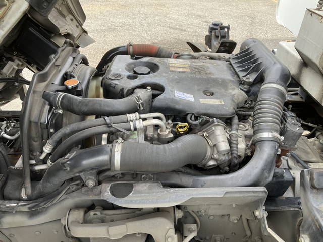 いすゞエルフパッカー車（塵芥車）小型（2t・3t）[写真28]