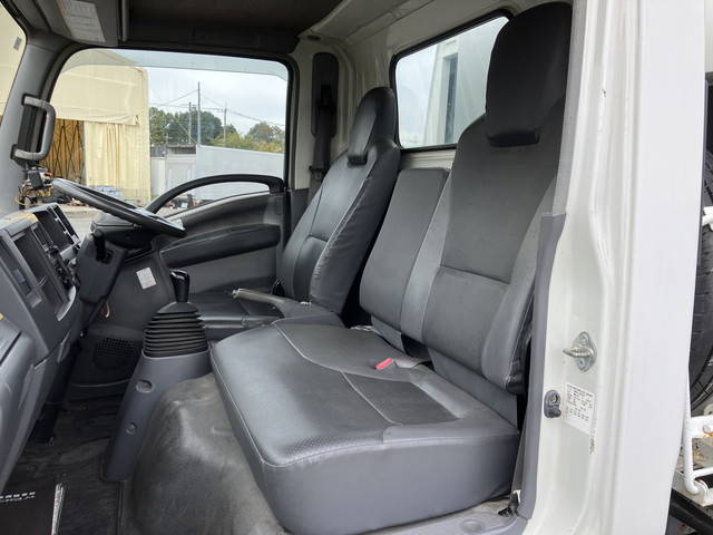 いすゞエルフパッカー車（塵芥車）小型（2t・3t）[写真32]