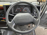 いすゞエルフパッカー車（塵芥車）小型（2t・3t）[写真35]