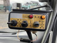 いすゞエルフパッカー車（塵芥車）小型（2t・3t）[写真40]