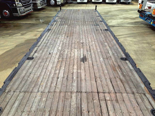 三菱ふそうスーパーグレートクレーン付大型（10t）[写真17]