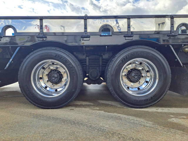 三菱ふそうスーパーグレートクレーン付大型（10t）[写真21]