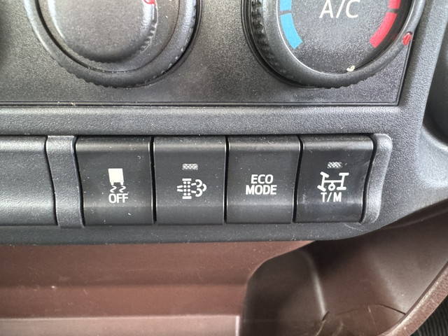 日野レンジャーダンプ中型（4t）[写真18]