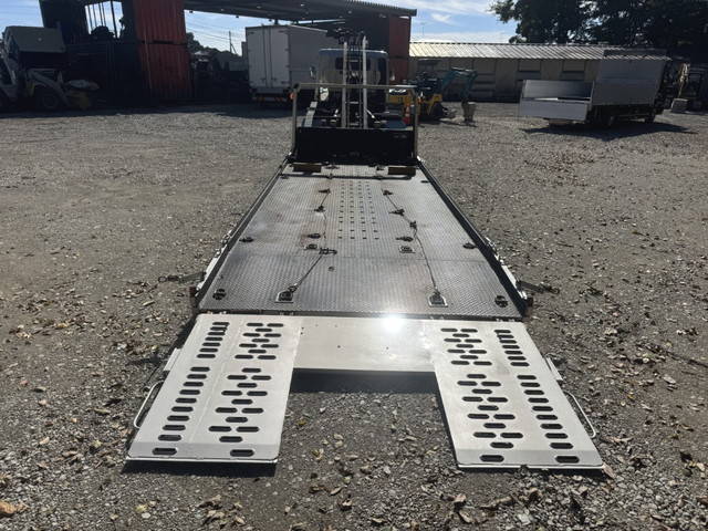 三菱ふそうキャンターセーフティローダー小型（2t・3t）[写真10]