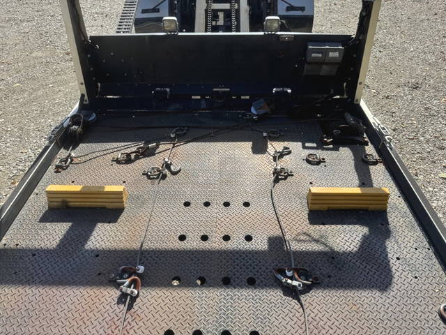 三菱ふそうキャンターセーフティローダー小型（2t・3t）[写真13]