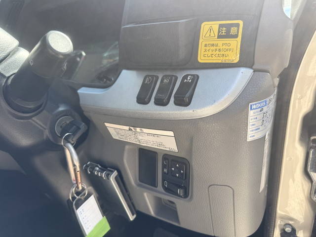 三菱ふそうキャンターセーフティローダー小型（2t・3t）[写真18]