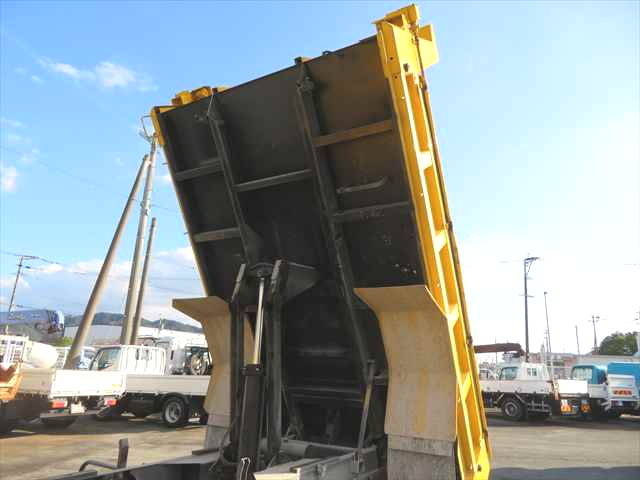 日野レンジャーダンプ中型（4t）[写真16]