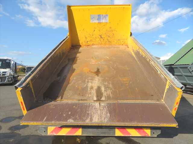 日野レンジャーダンプ中型（4t）[写真21]