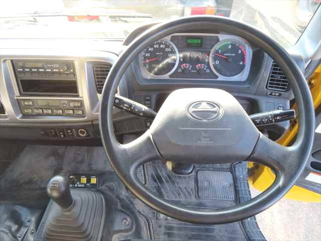 日野レンジャーダンプ中型（4t）[写真34]