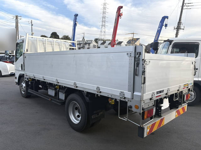 いすゞエルフアルミブロック小型（2t・3t）[写真02]