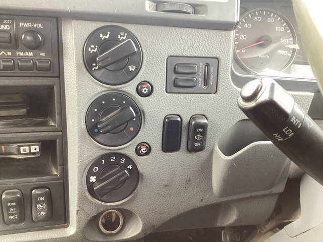 三菱ふそうファイターダンプ増トン（6t・8t）[写真35]