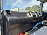 日野レンジャー散水車中型（4t）[写真07]