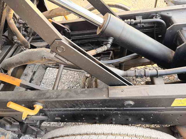 トヨタその他の車種パッカー車（塵芥車）小型（2t・3t）[写真20]