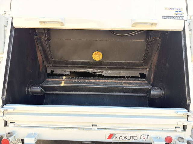 トヨタその他の車種パッカー車（塵芥車）小型（2t・3t）[写真26]