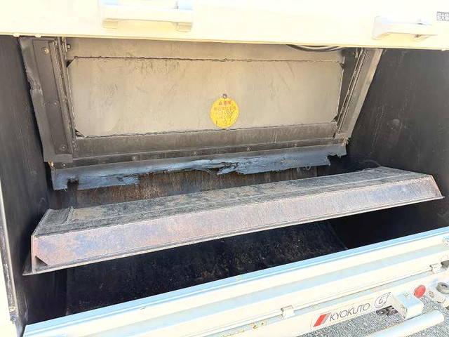 トヨタその他の車種パッカー車（塵芥車）小型（2t・3t）[写真27]