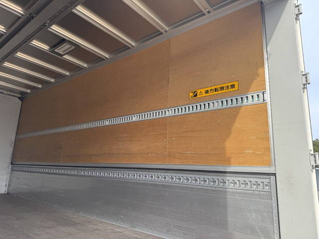 日野レンジャーアルミウイング中型（4t）[写真26]