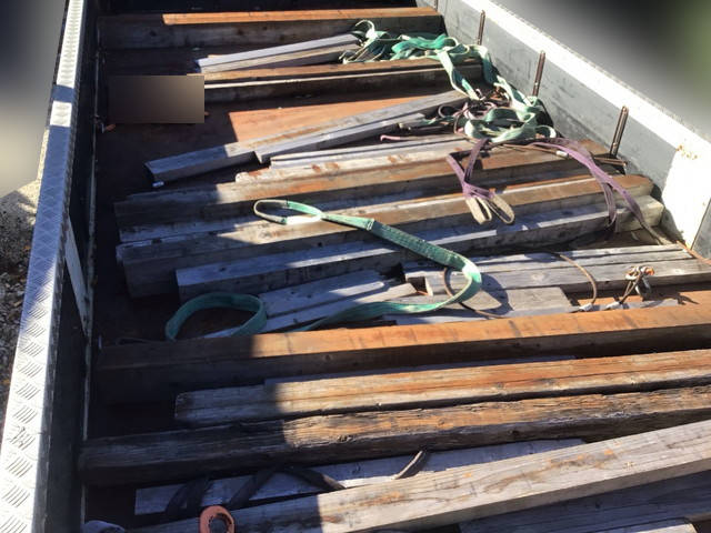 三菱ふそうファイタークレーン4段中型（4t）[写真11]