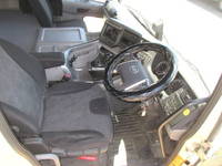 UDトラックスクオントレーラーヘッド（トラクターヘッド）大型（10t）[写真19]