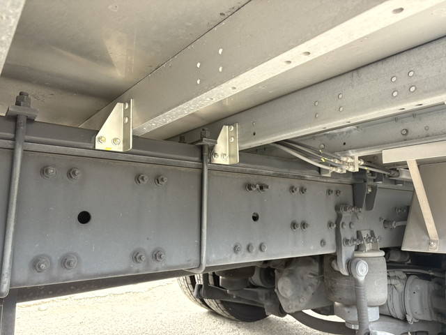 UDトラックスその他の車種アルミウイング大型（10t）[写真14]