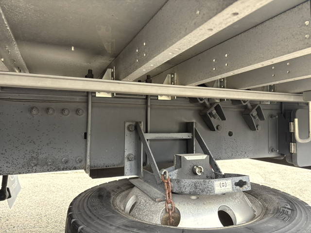 UDトラックスその他の車種アルミウイング大型（10t）[写真16]