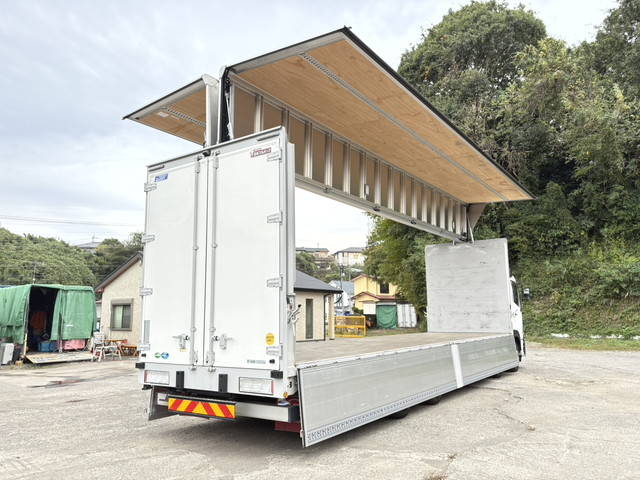 UDトラックスその他の車種アルミウイング大型（10t）[写真02]