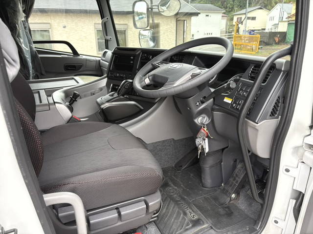 UDトラックスその他の車種アルミウイング大型（10t）[写真23]